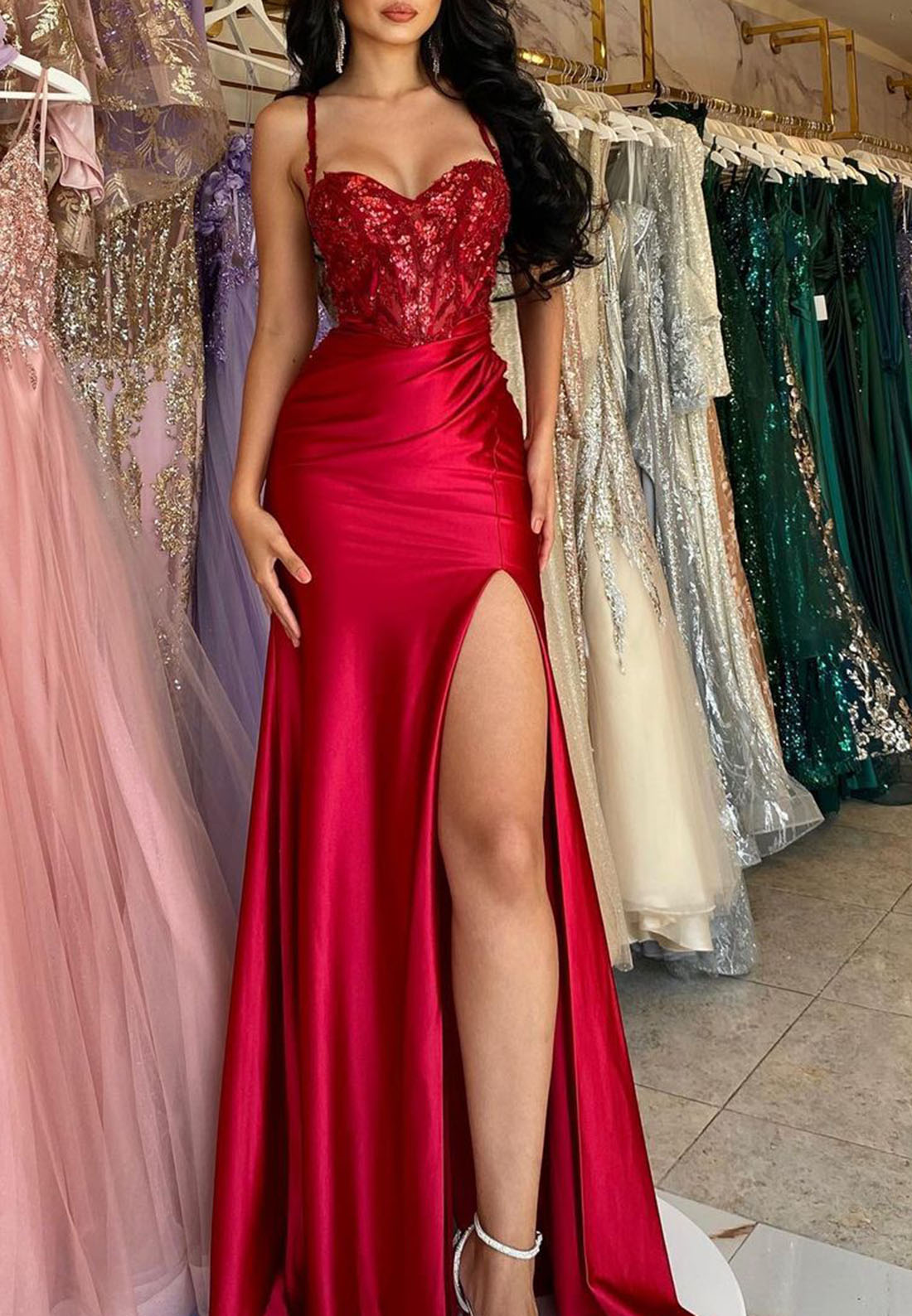 Vestido de Noche de Lujo Elega - Elegant Satin Evening Gown Split reseña y precio