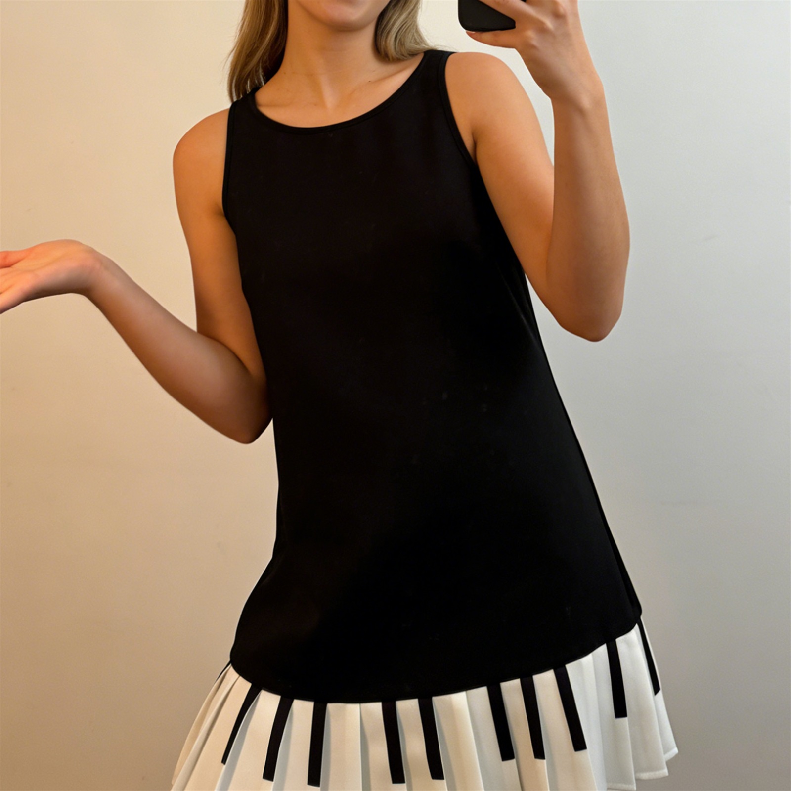 Minivestido plisado con llave  - Y2K Backless Halter Mini Dress reseña y precio